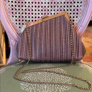 Crossbody handbag